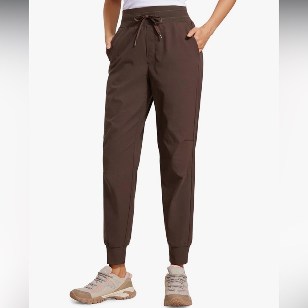 NWOT CRZ YOGA Athletic High Waisted Joggers 27.5” in Hot Fudge Brown (Medium)